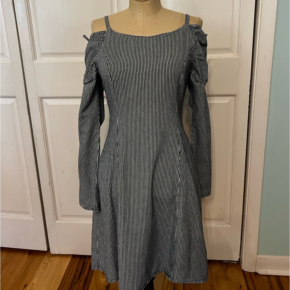 Girls Habitual size 14 open shoulder denim striped dress